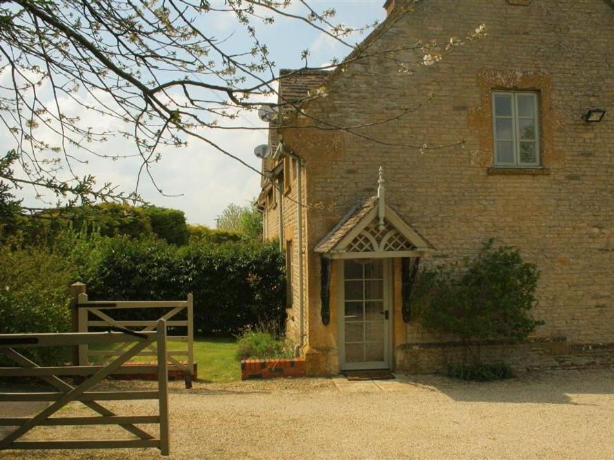 Honeysuckle Cottage Stow-on-the-Wold Exterior photo