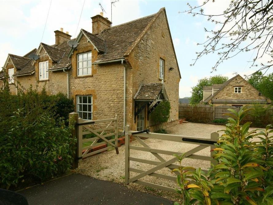 Honeysuckle Cottage Stow-on-the-Wold Exterior photo