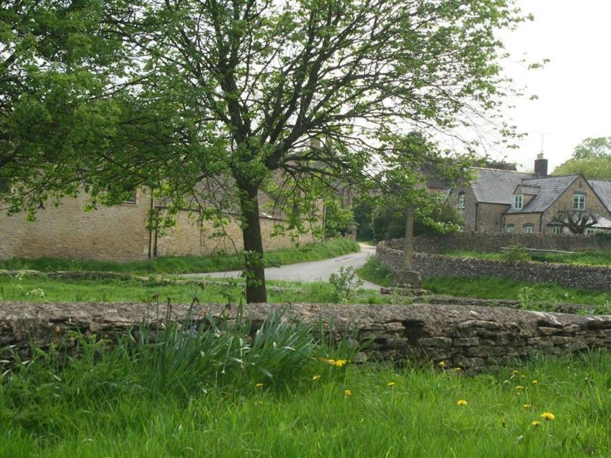 Honeysuckle Cottage Stow-on-the-Wold Exterior photo